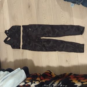 Gymshark Matching Set, Size M, Camo